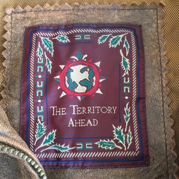 Jacket - Picture 2 of 6